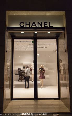 Shopping for Chanel in Spain 